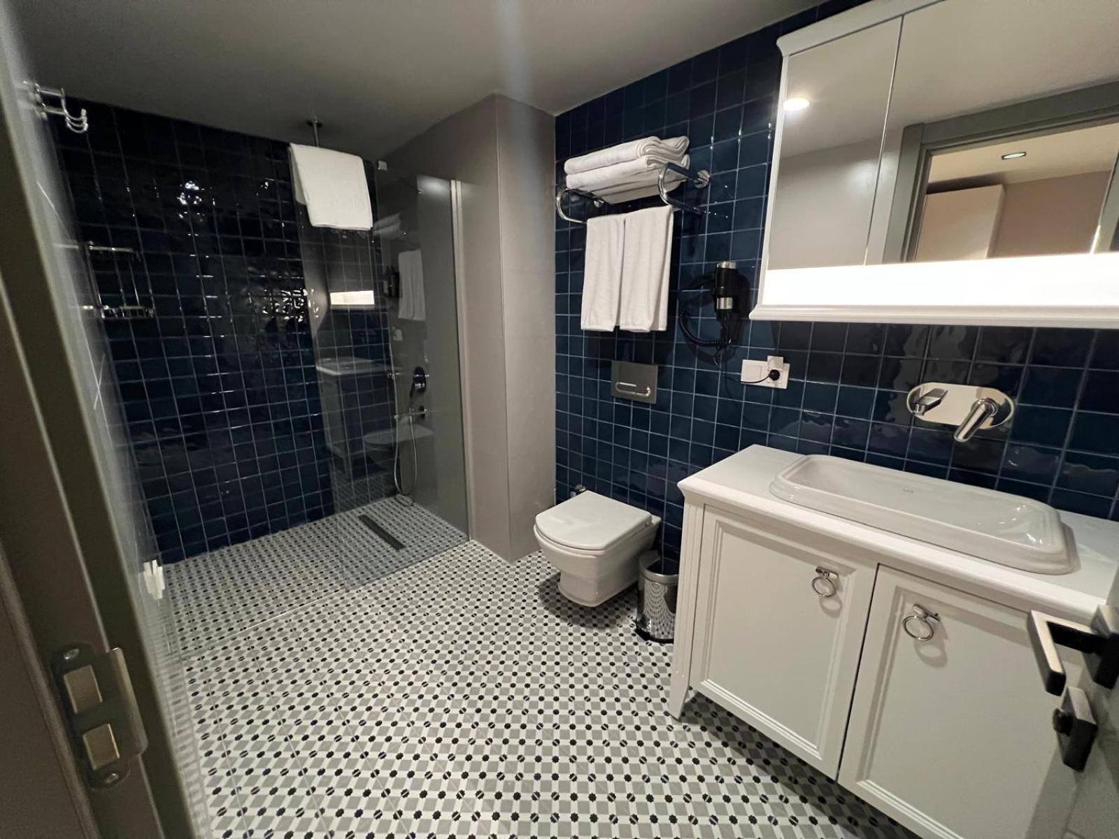 Weingart Suites Hotel Istanbul Eksteriør bilde